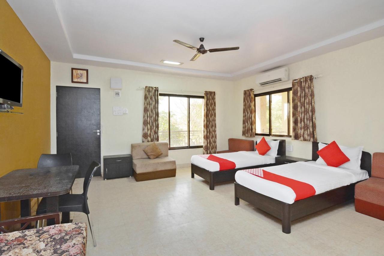 Oyo Midway Park Resort Atgaon Kültér fotó